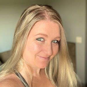 Meet your Posher, Kenda